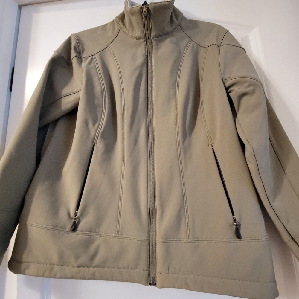 REI medium jacket - Picture 2 of 5